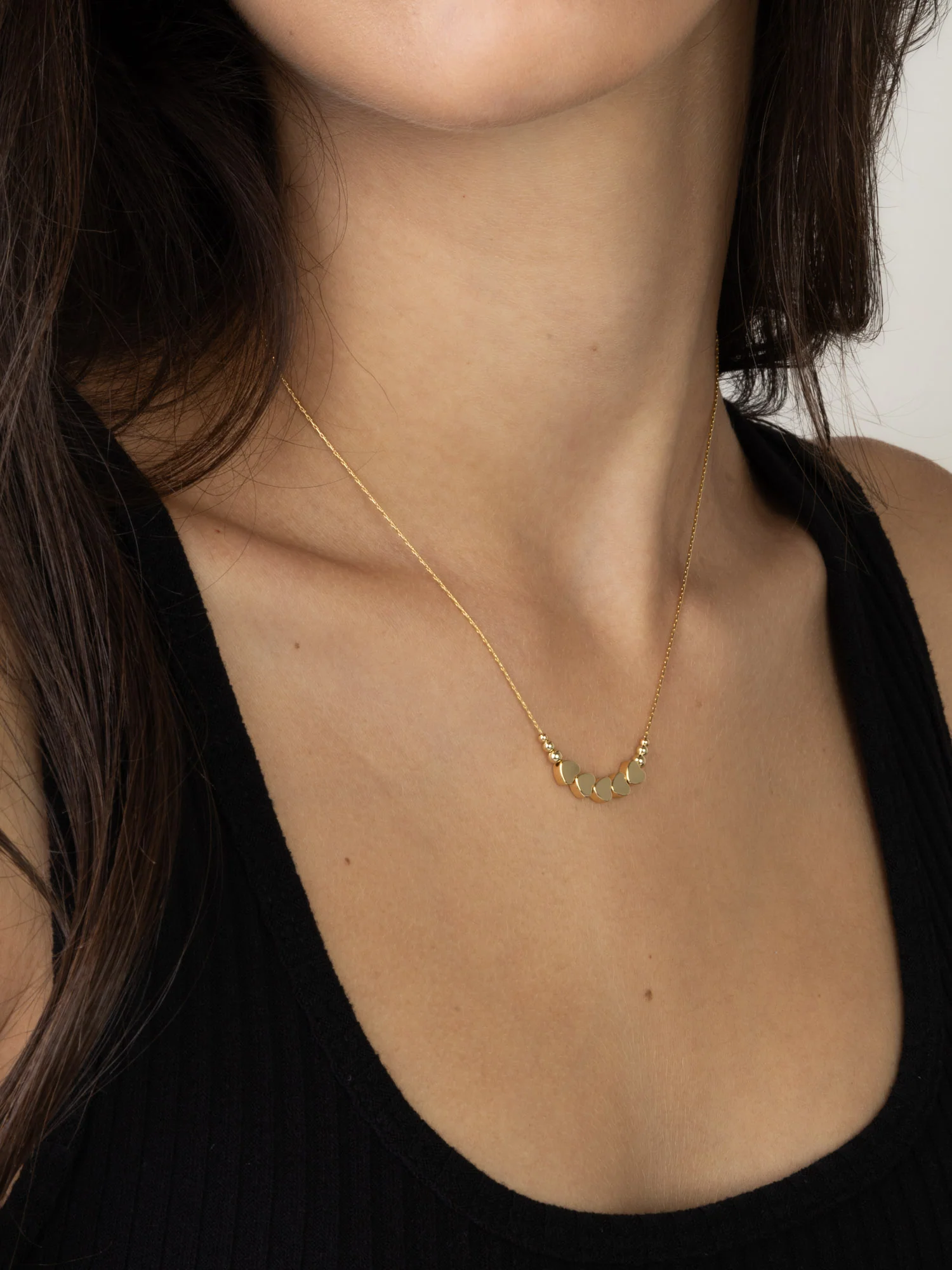 Fio com pendentes coração banhado a ouro - Image 2