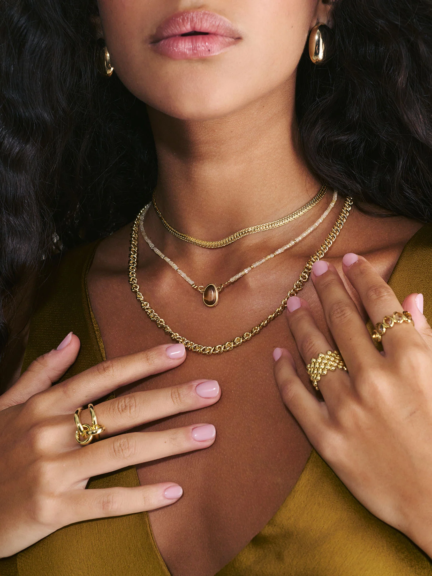Colar de pedras banhado a ouro com zircónia e cristal castanho - Image 2