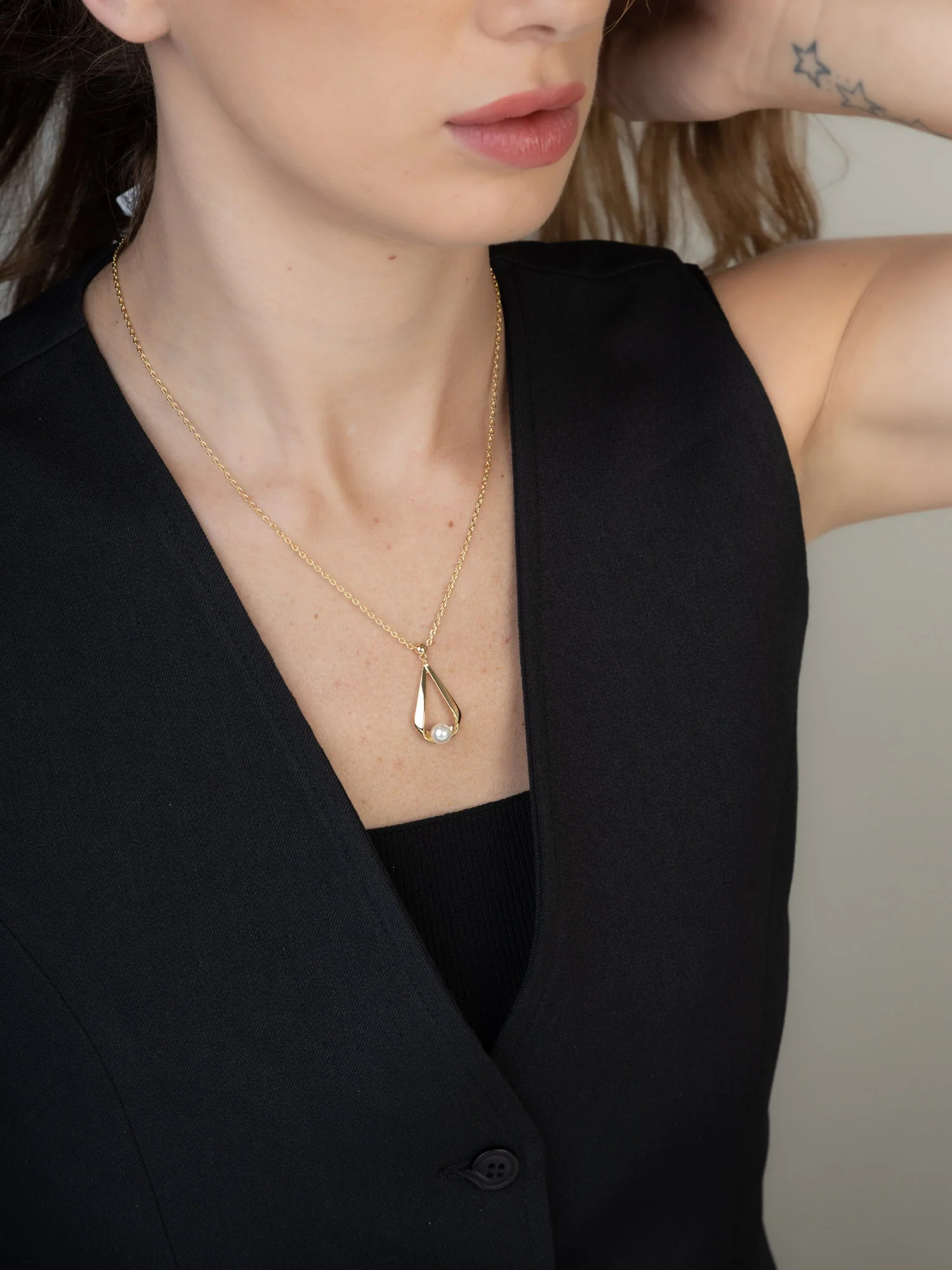 Fio com pendente banhado a ouro com swarovski - Image 2